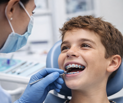 Çayırova diş teli tedavisi yapan dent alyans diş kliniği ile Çayırova'da ortodontik tedavi uygulaması